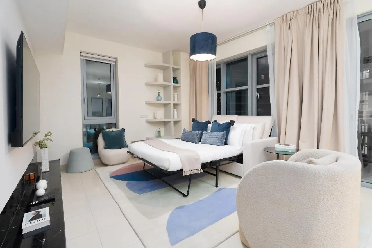 Apartment Burj Khalifa Views / 5 Min Walk From Dubai Mall / Dubai Opera / Upgraded / Designer Choice / 8 People / The Best Location