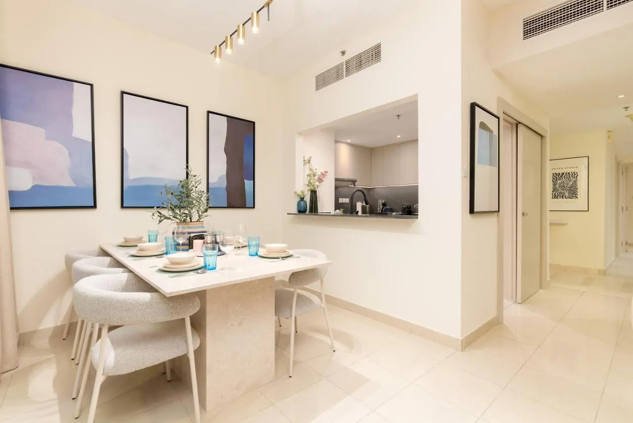 Burj Khalifa Views / 5 Min Walk From Dubai Mall / Dubai Opera / Upgraded / Designer Choice / 8 People / The Best Location 0*,  United Arab Emirates