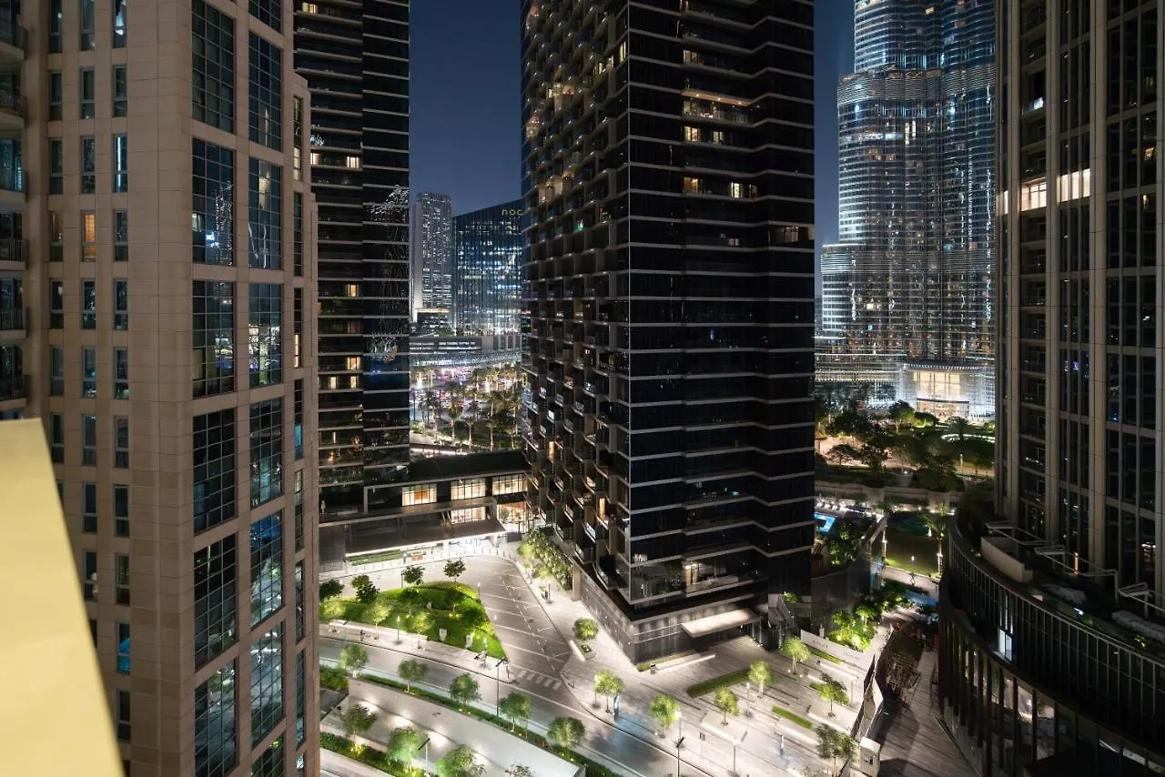 Burj Khalifa Views / 5 Min Walk From Dubai Mall / Dubai Opera / Upgraded / Designer Choice / 8 People / The Best Location