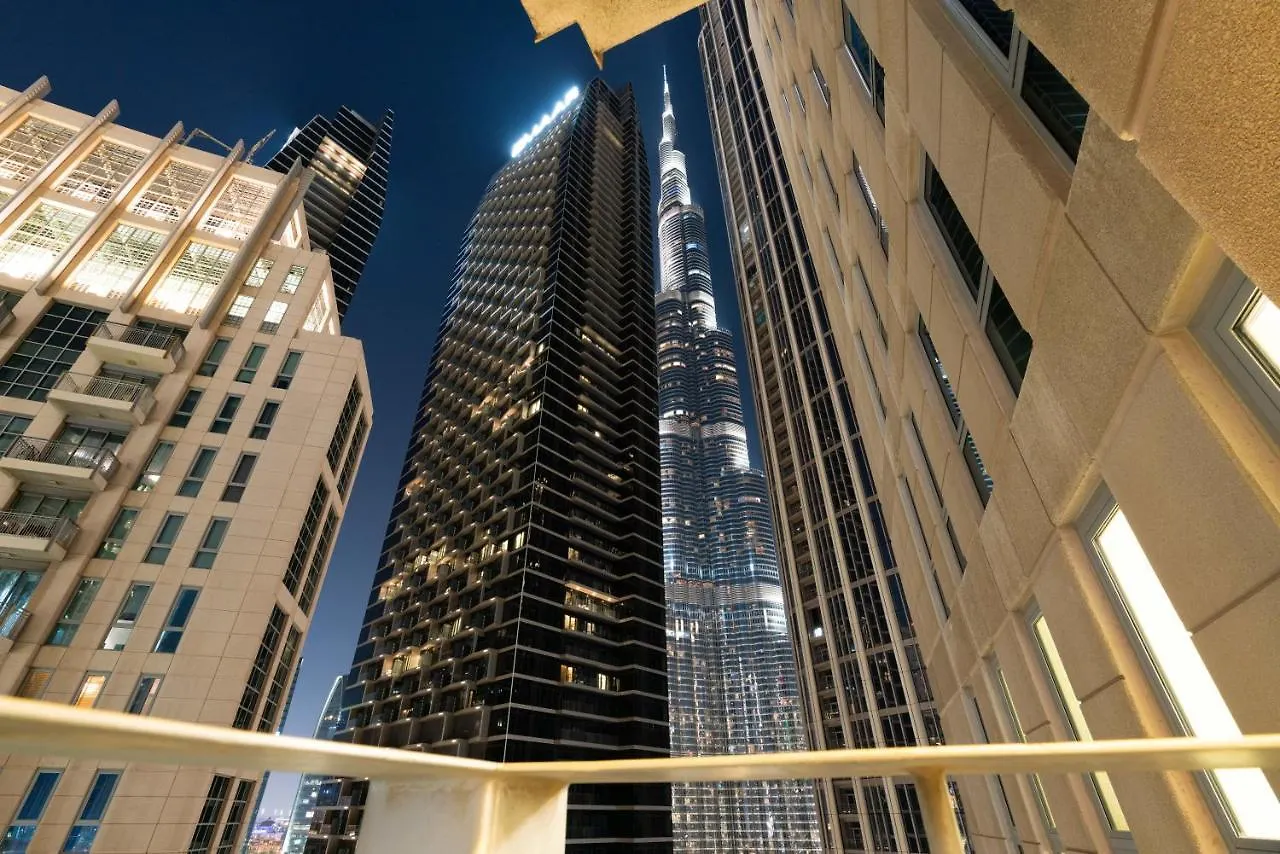 Burj Khalifa Views / 5 Min Walk From Dubai Mall / Dubai Opera / Upgraded / Designer Choice / 8 People / The Best Location United Arab Emirates