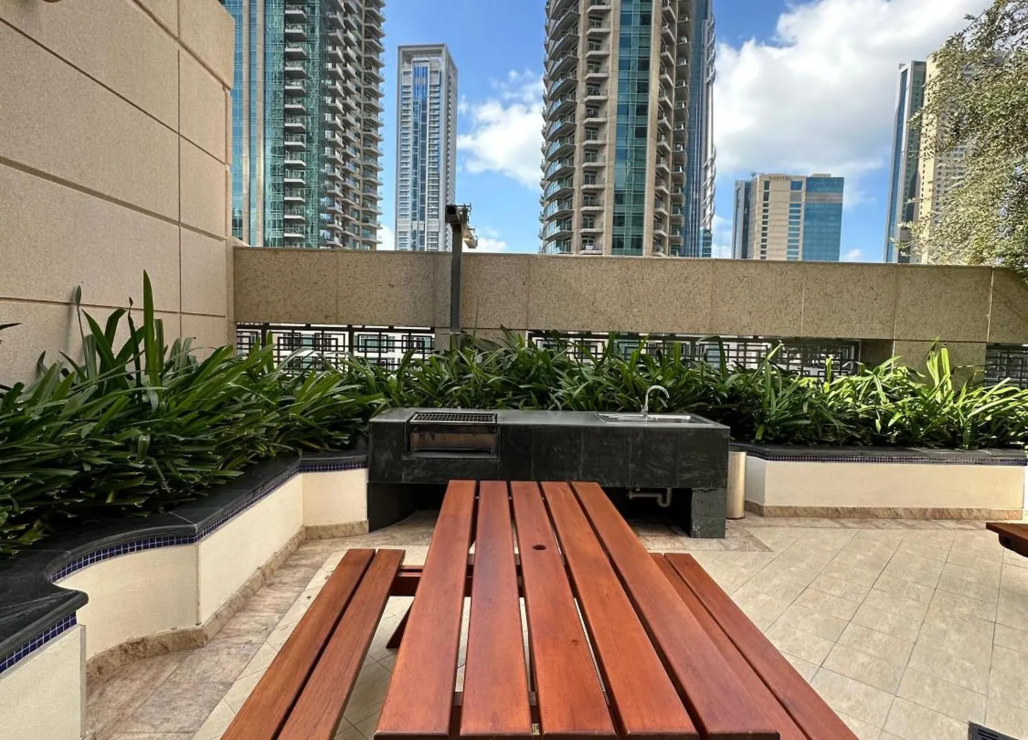 Burj Khalifa Views / 5 Min Walk From Dubai Mall / Dubai Opera / Upgraded / Designer Choice / 8 People / The Best Location Apartment
